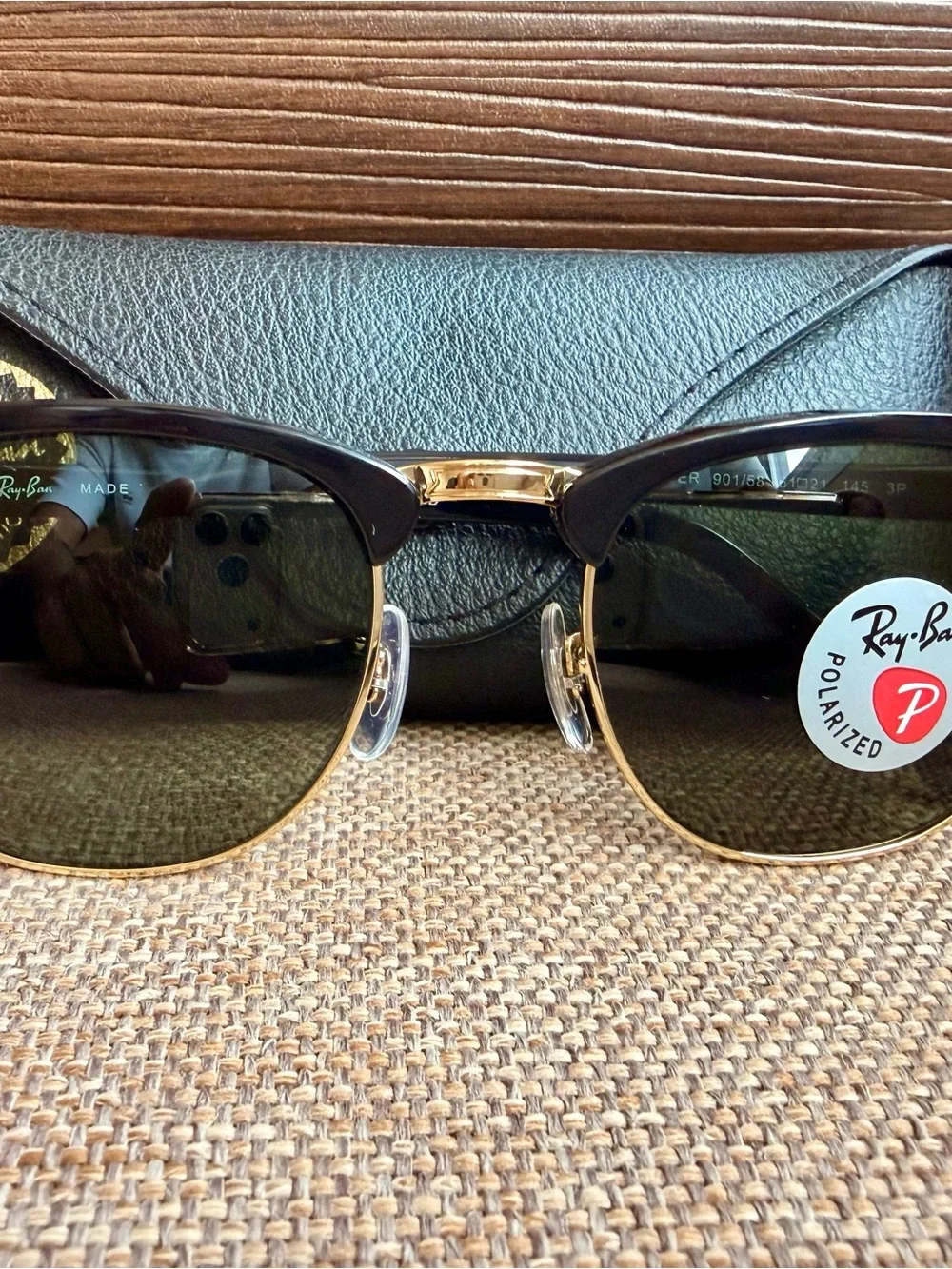 Ray-Ban RB3016 Clubmaster Polarized Black Gold Sunglasses New Unused